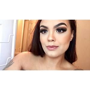 Meet your Posher, Kenzie